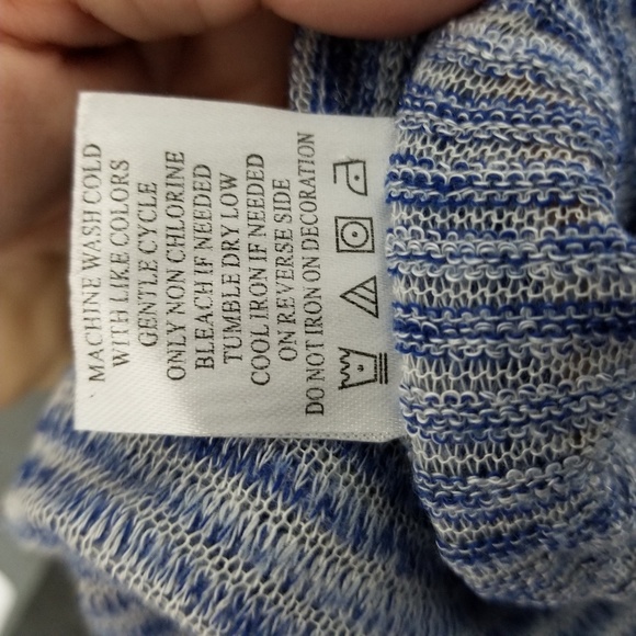 ALMOST FAMOUS | cropped hooded top crochet panel - Picture 5 of 6